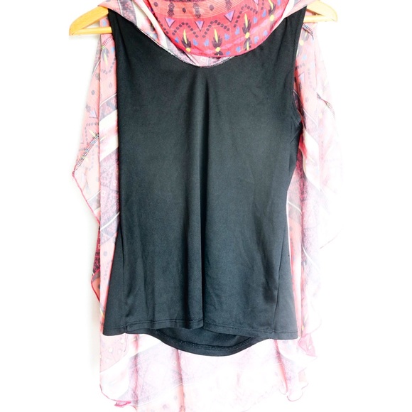 Aztec Top - Picture 2 of 2